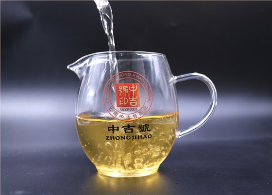 中吉號(hào)茶堂：普洱熟茶和紅茶，哪個(gè)更養(yǎng)胃？