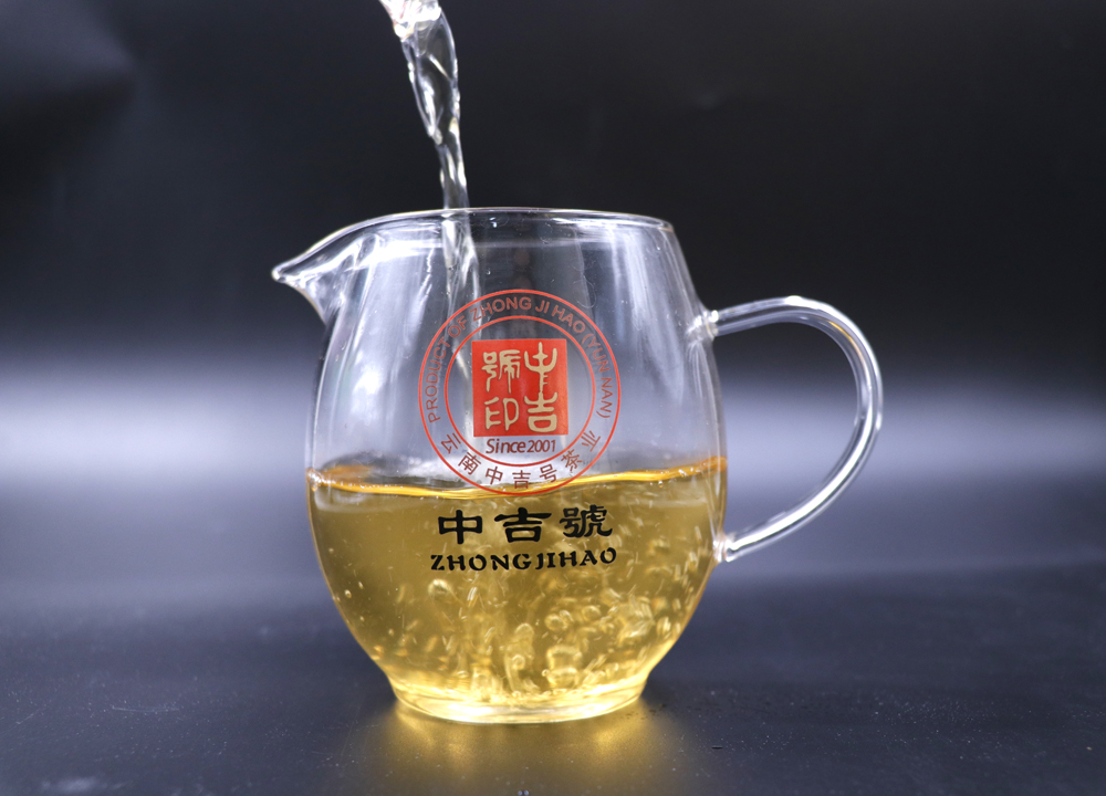 中吉號(hào)茶堂：普洱熟茶和紅茶，哪個(gè)更養(yǎng)胃？